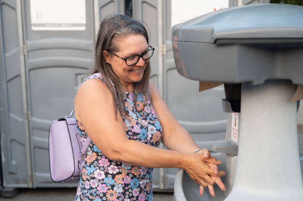 Best Affordable portable toilet rental  in Salem, IL